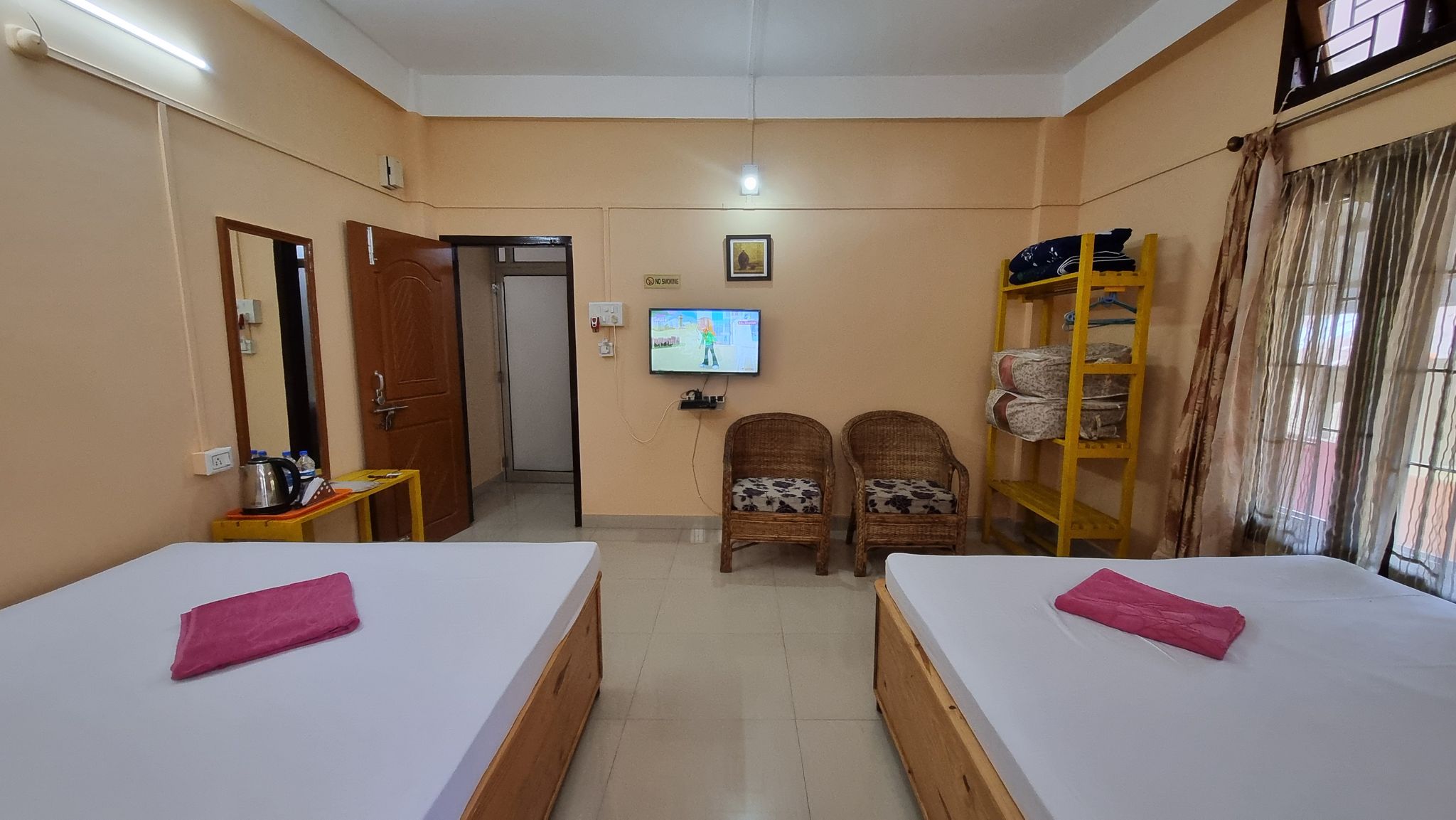  Eagle Nest Homestay Standard Double Room 5