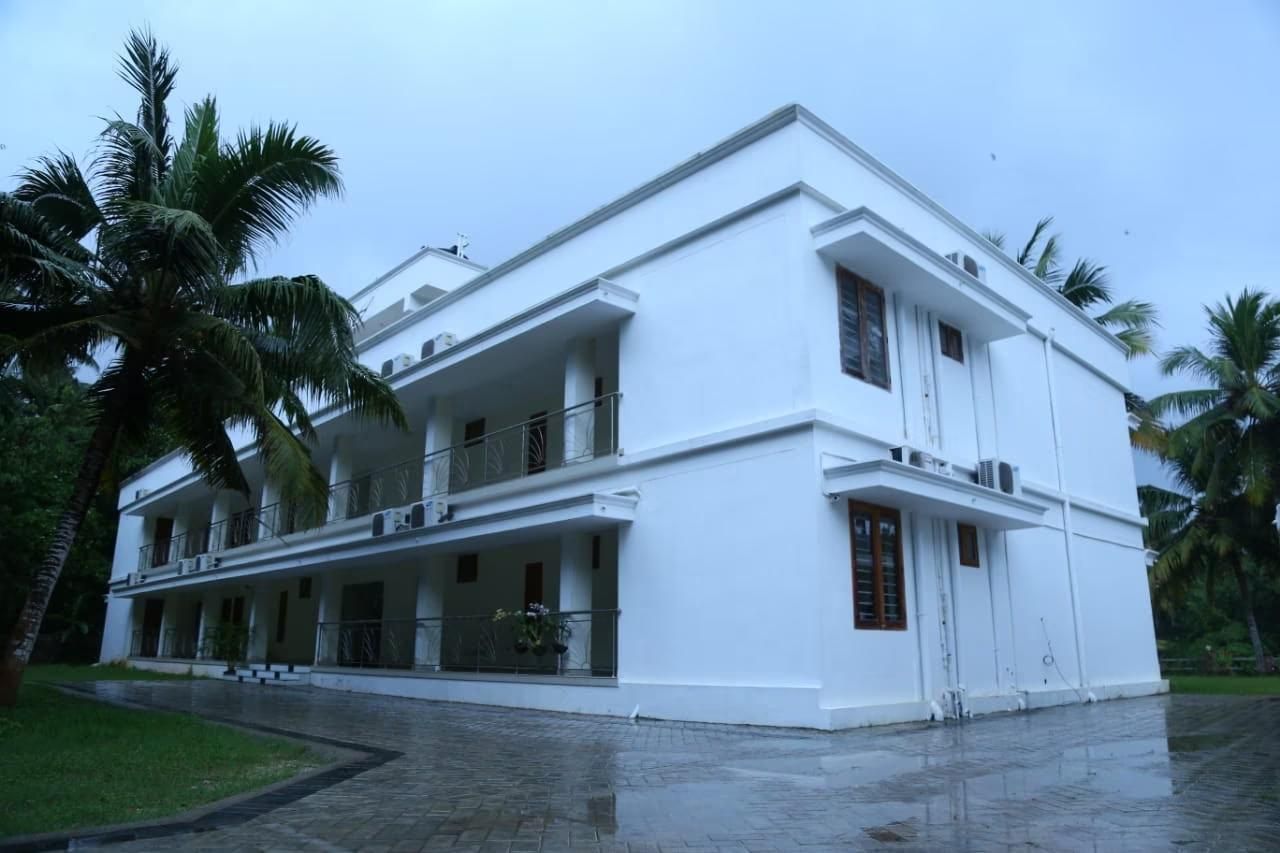 Travancore Island Resort