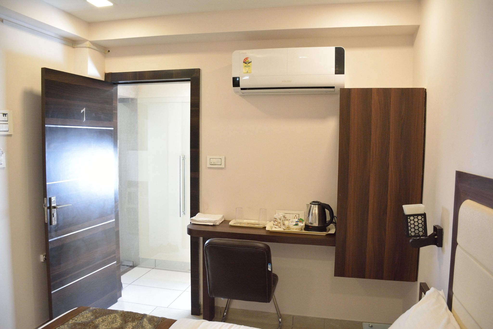 Lime Tree Hotel Standard AC Room 12