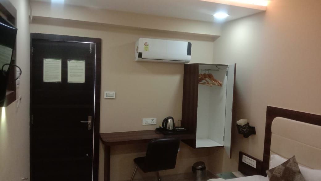 Lime Tree Hotel Standard AC Room 10