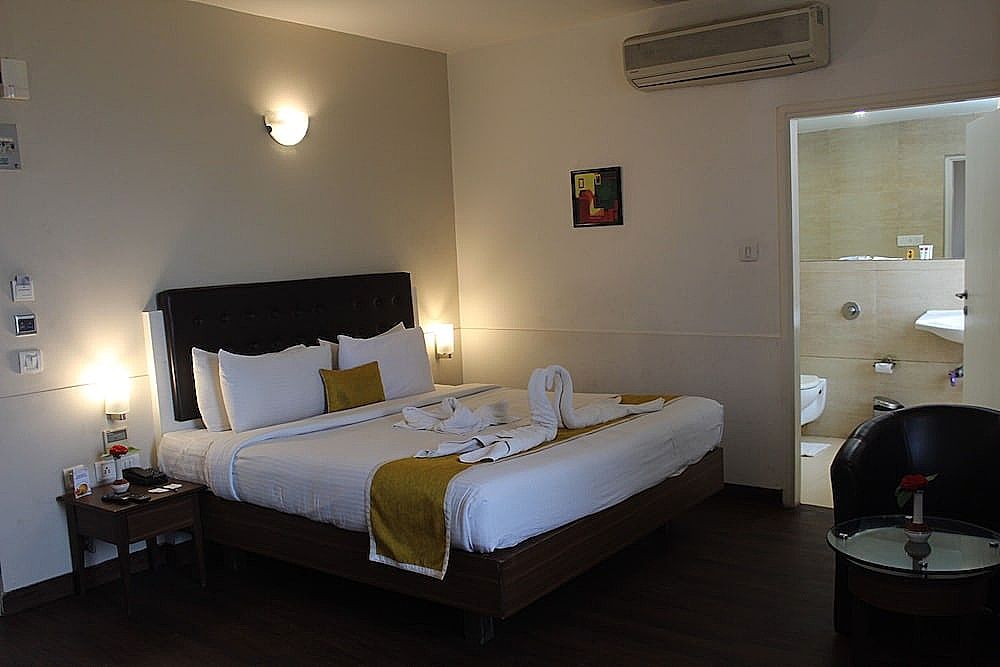 Avexia Premiere Agra Deluxe Room