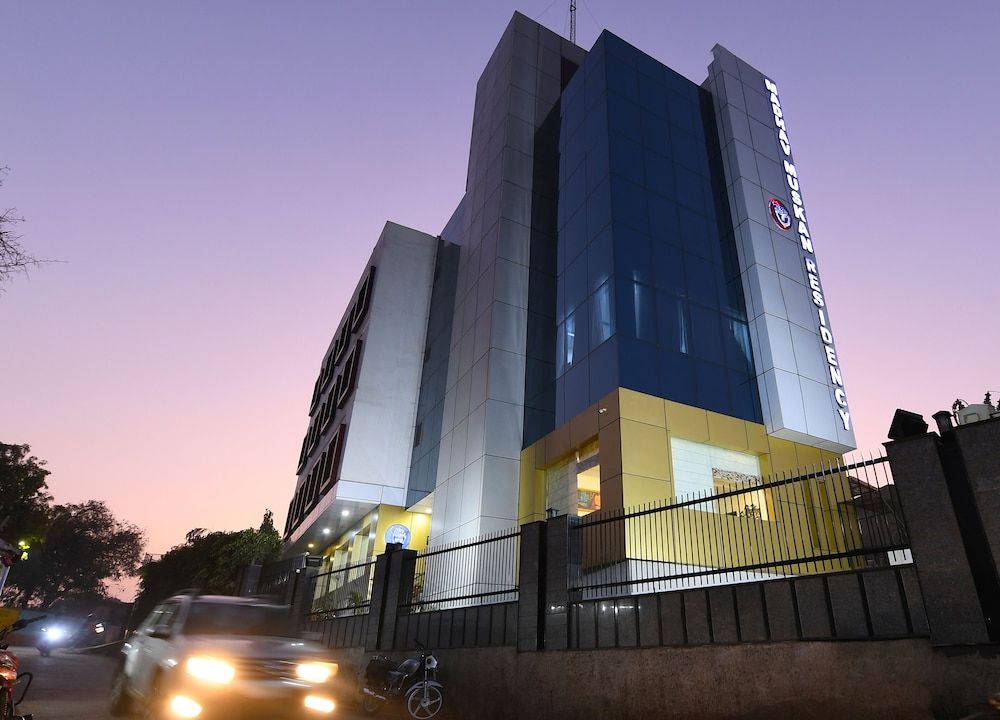 Front of property - evening/night