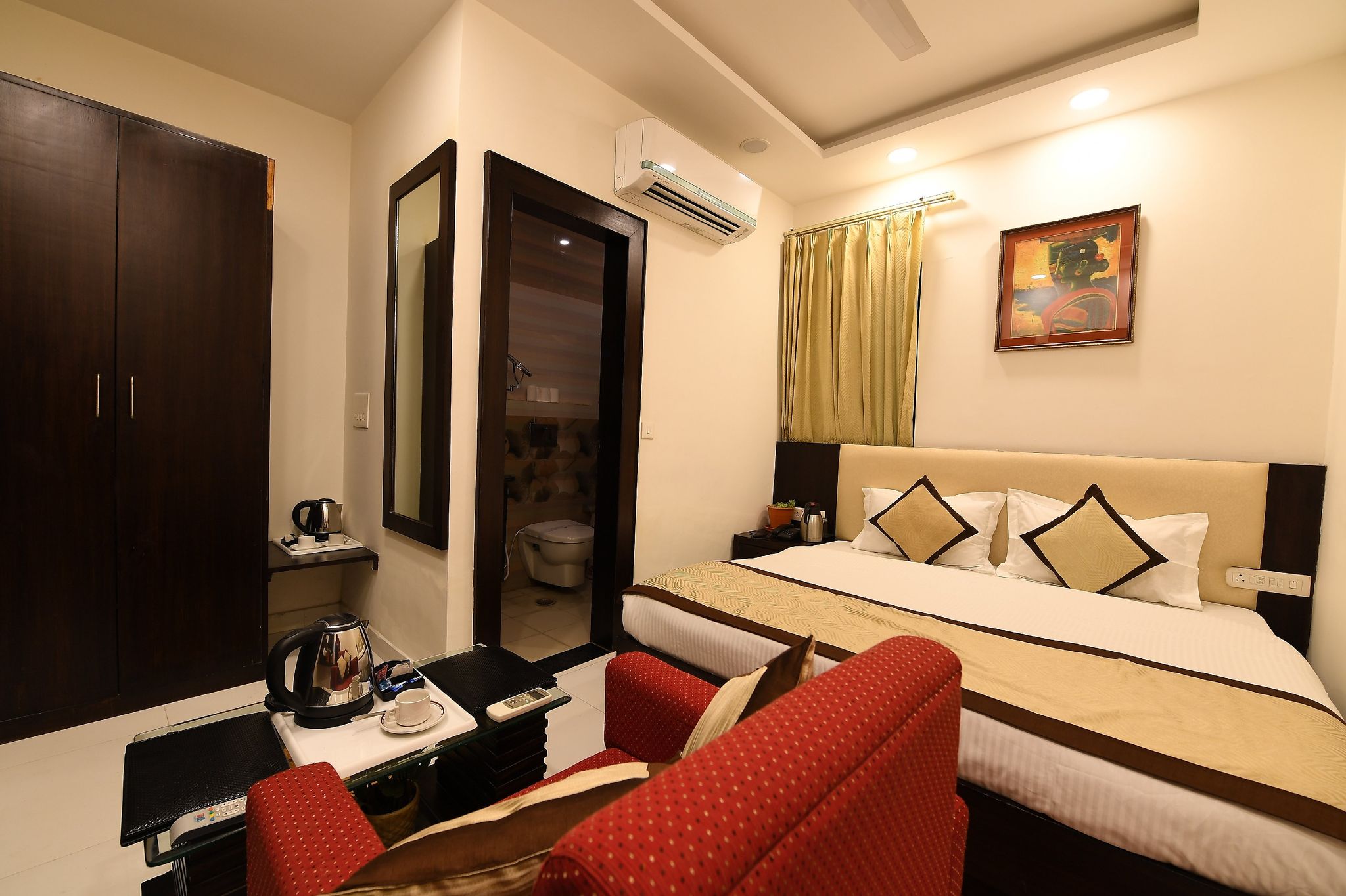 Madhav Muskan Residency Deluxe Room