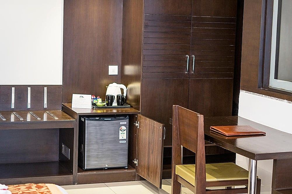 Hotel Udai Median Deluxe Room, 1 Bedroom, Smoking, City View 33