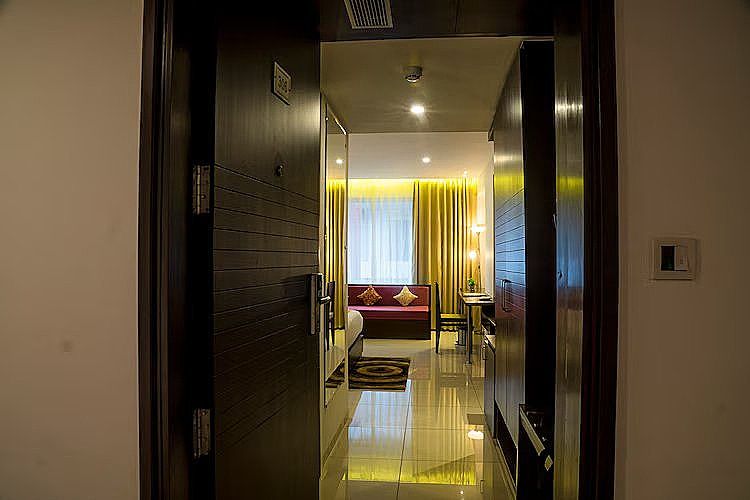 Hotel Udai Median Deluxe 14