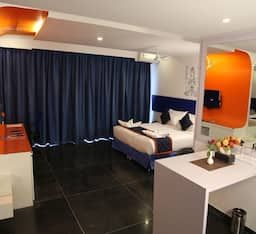 Days Suites Bengaluru Whitefield Deluxe Room 3