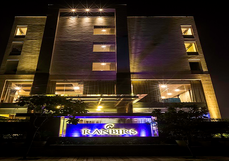 Hotel Ranbirs