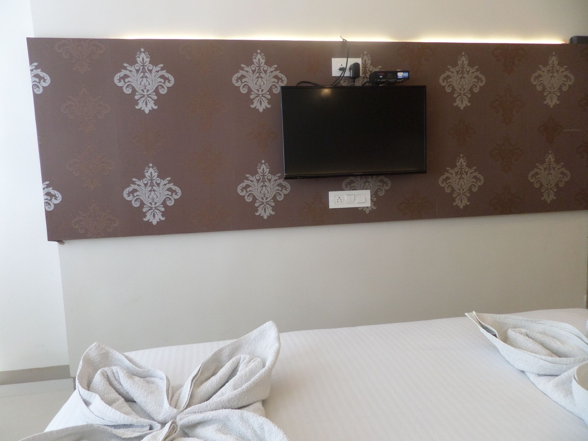 Triple Bed Non AC Room 