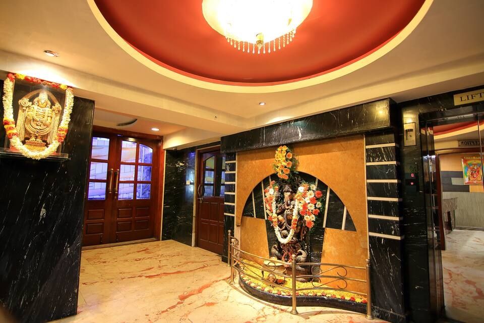 undefined iROOMZ Aura Inn 5