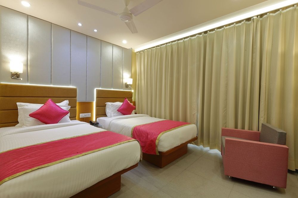 HOTEL PRAGATI THE GRAND Executive Double or Twin Room