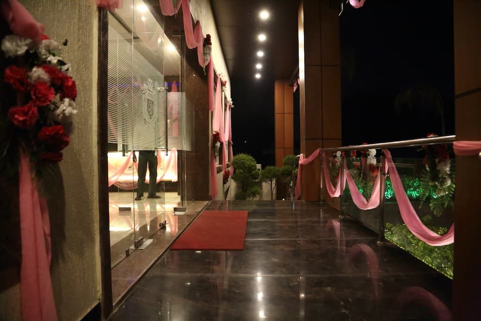undefined Regal Hotel and restaurant 9