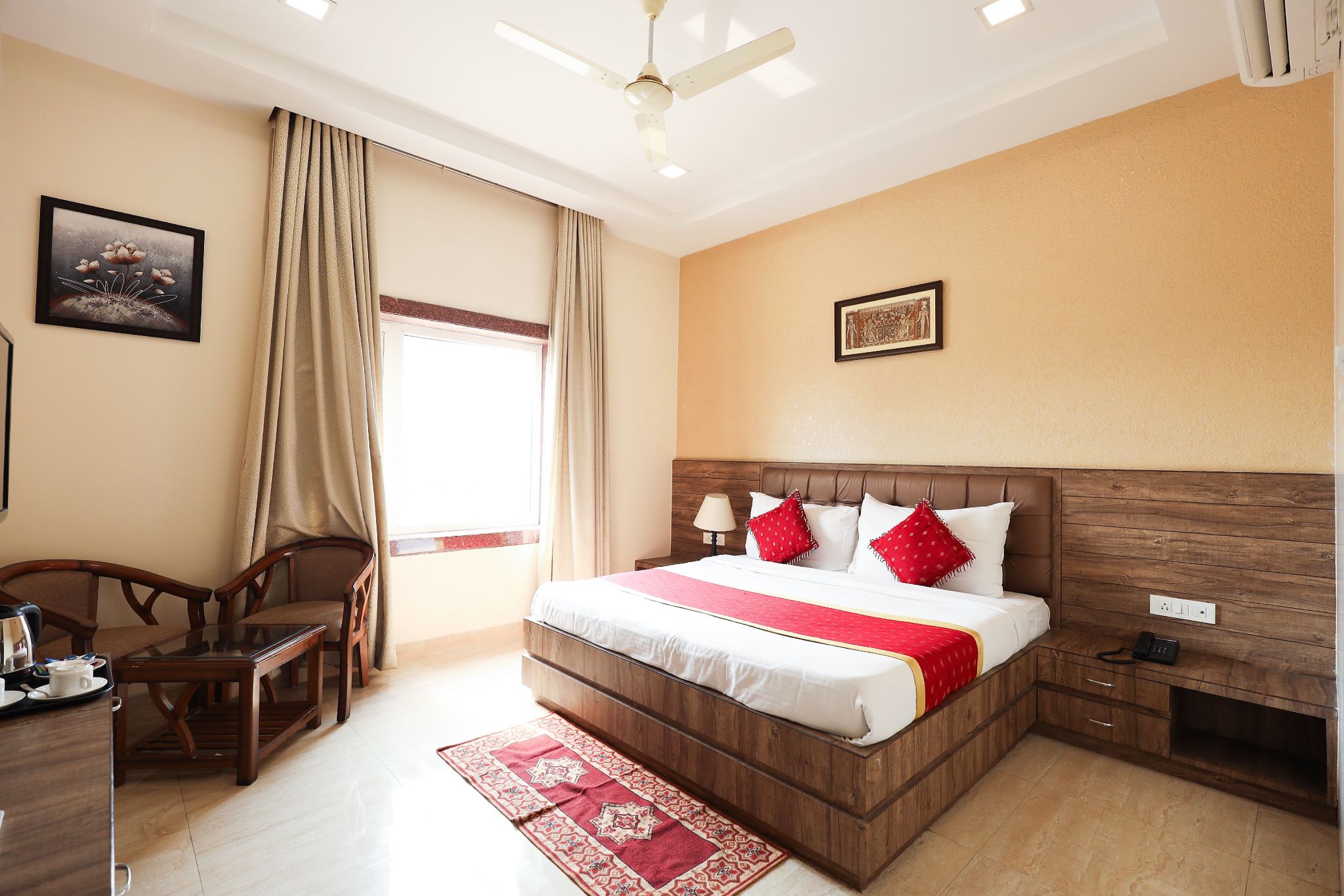 Regal Hotel and restaurant Executive Room 19