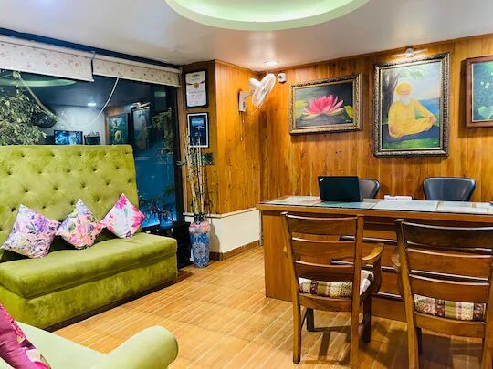 undefined Mongas Hotel and resort ! Mall Road Dalhousie
