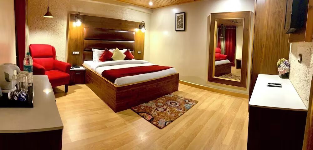 undefined Mongas Hotel and resort ! Mall Road Dalhousie 8
