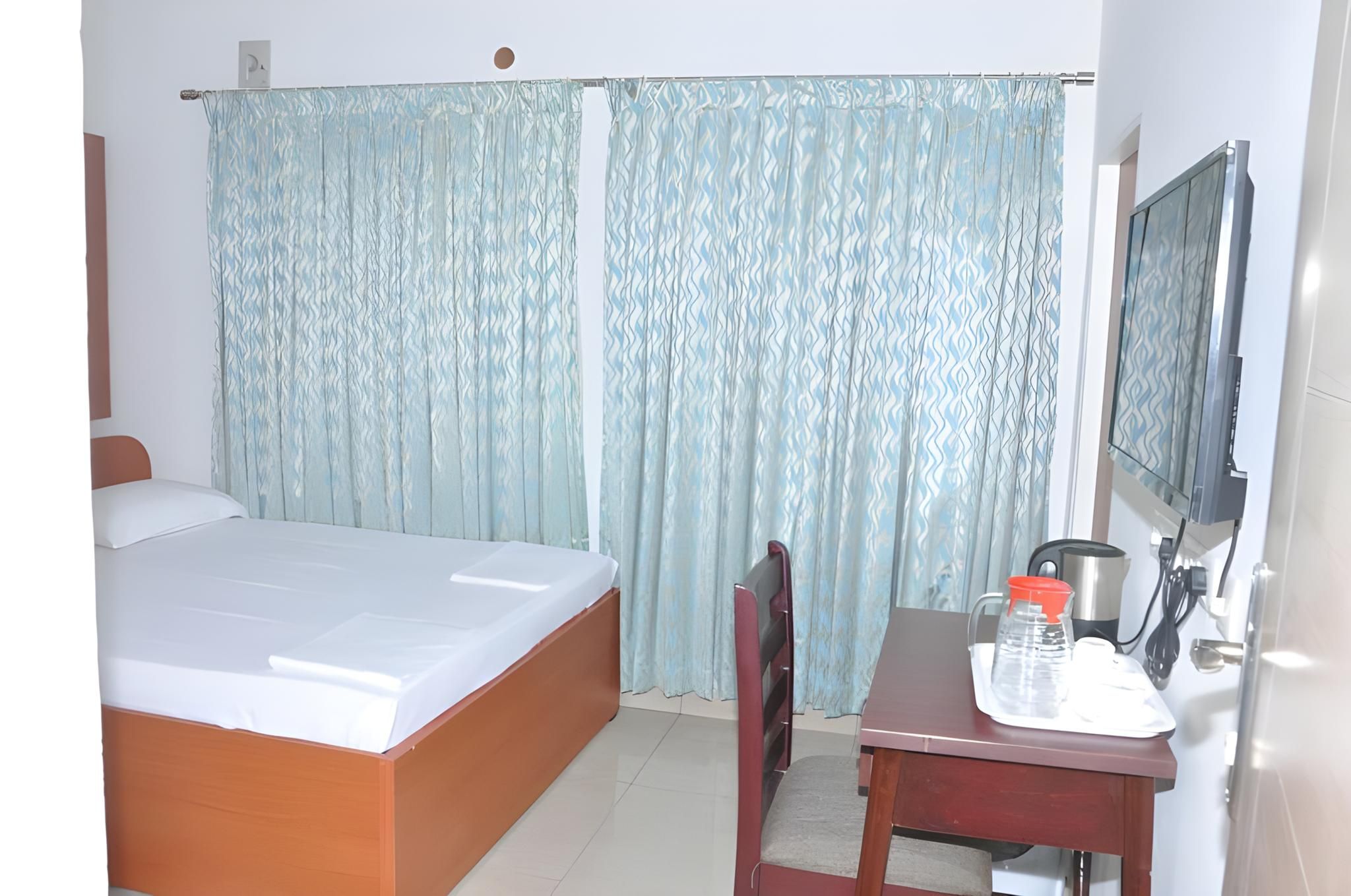 Hotel Surag Residency Double with Fan