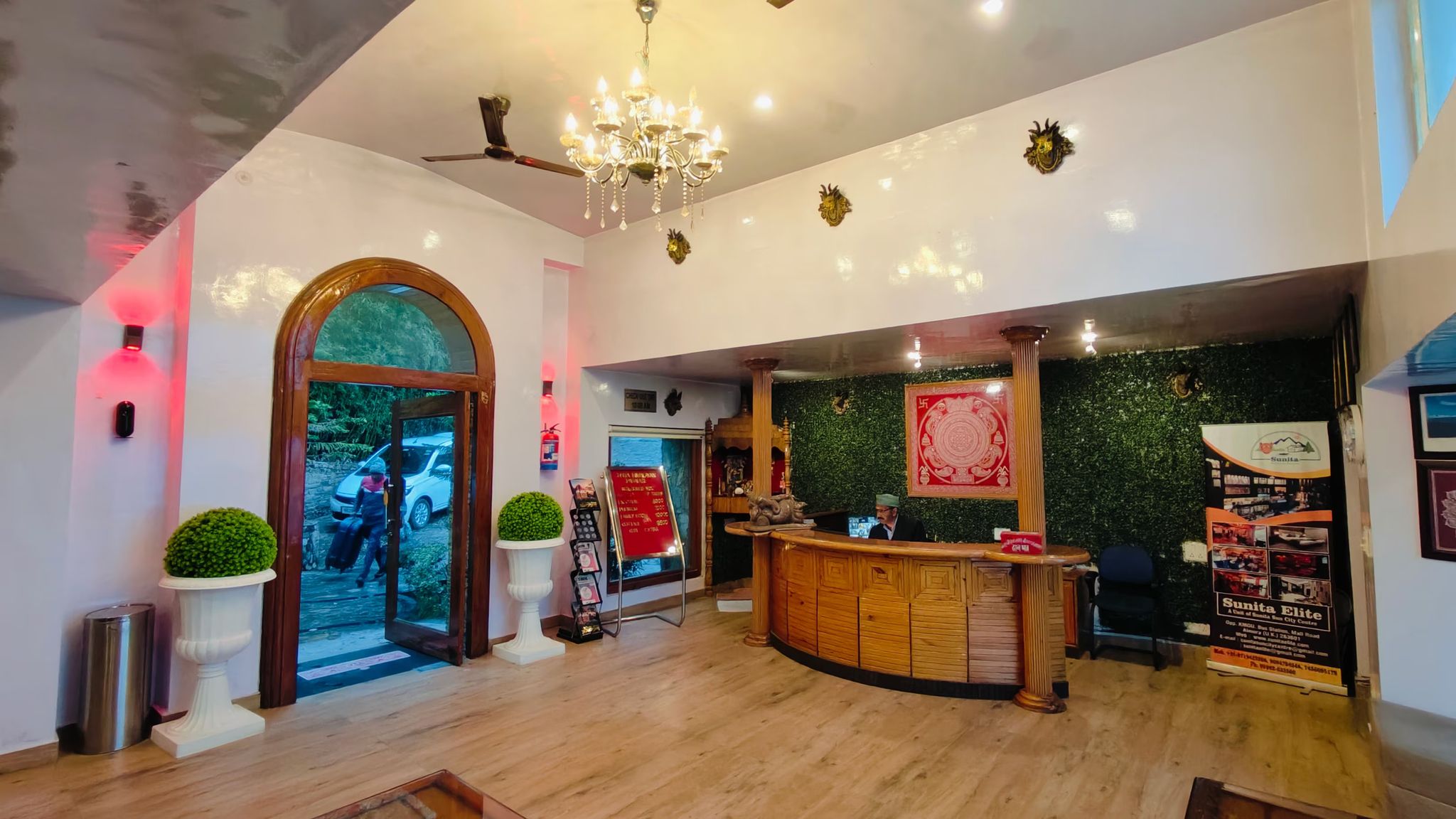 undefined Sunita Himalayan Paradise 2