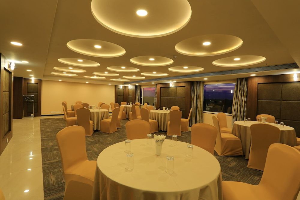 undefined TGI Grand Nandan Kanan 7