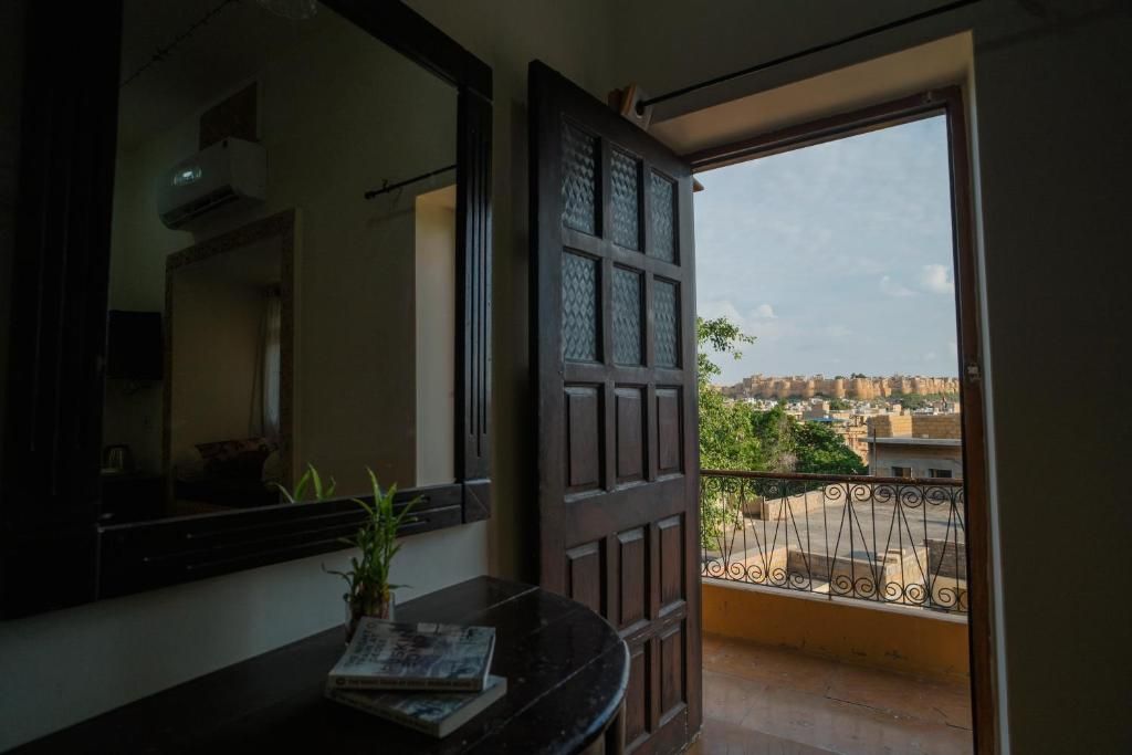 Deluxe Fort View Room