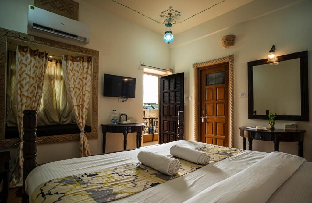 Deluxe Fort View Room