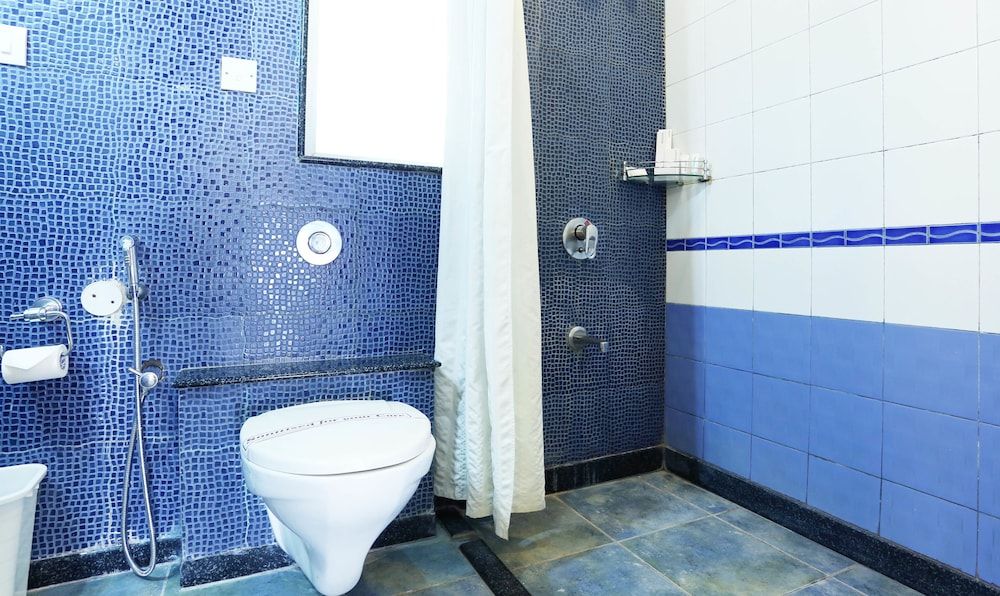 Treebo Edha Suites Koramangala Deluxe Double Room 6