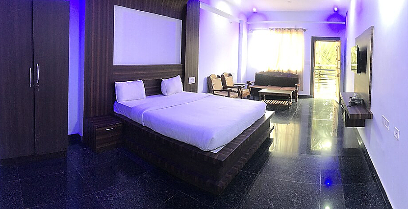 Luxury Suite