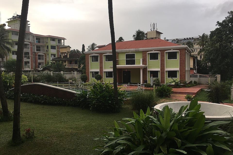 undefined Monarch Suites 6