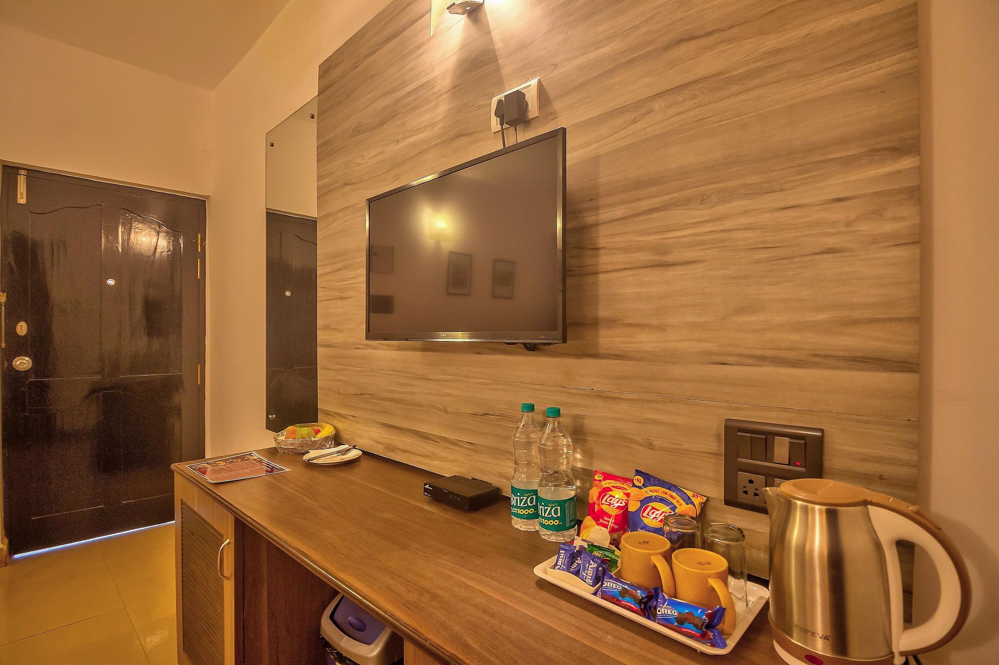 The Mint Resort By WS & GOG Premium Room with Balcony 3