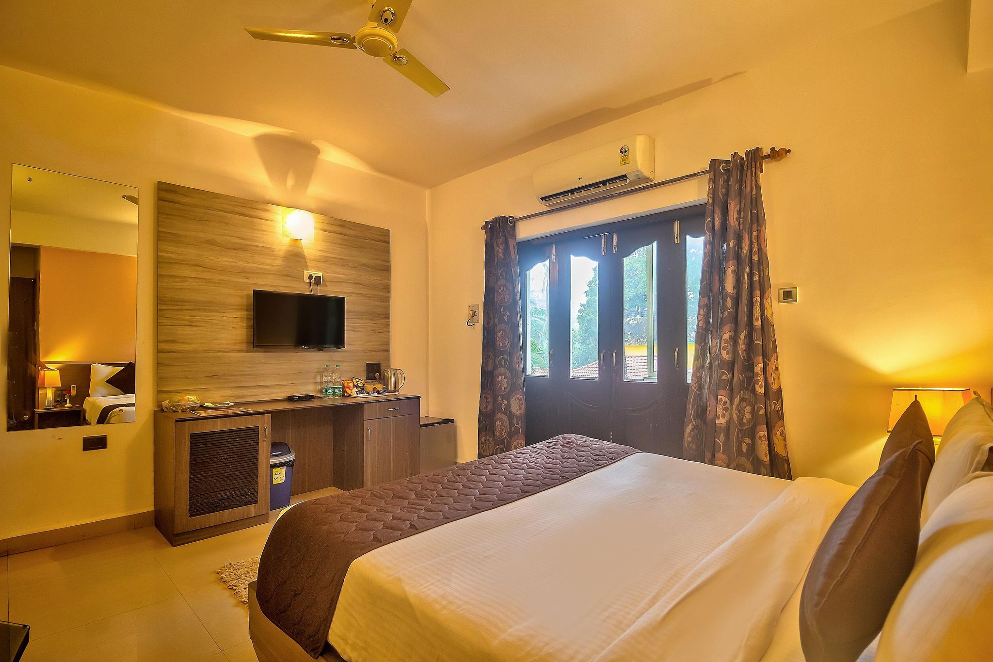 The Mint Resort By WS & GOG Premium Room with Balcony 35