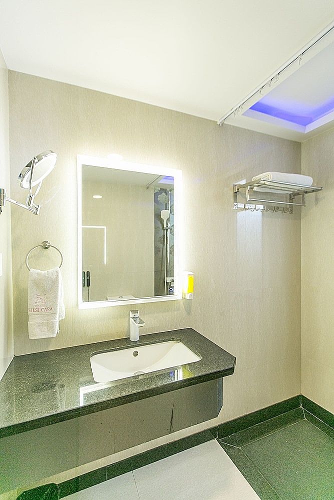 Hotel Tulsi Casa Deluxe Double Room 4