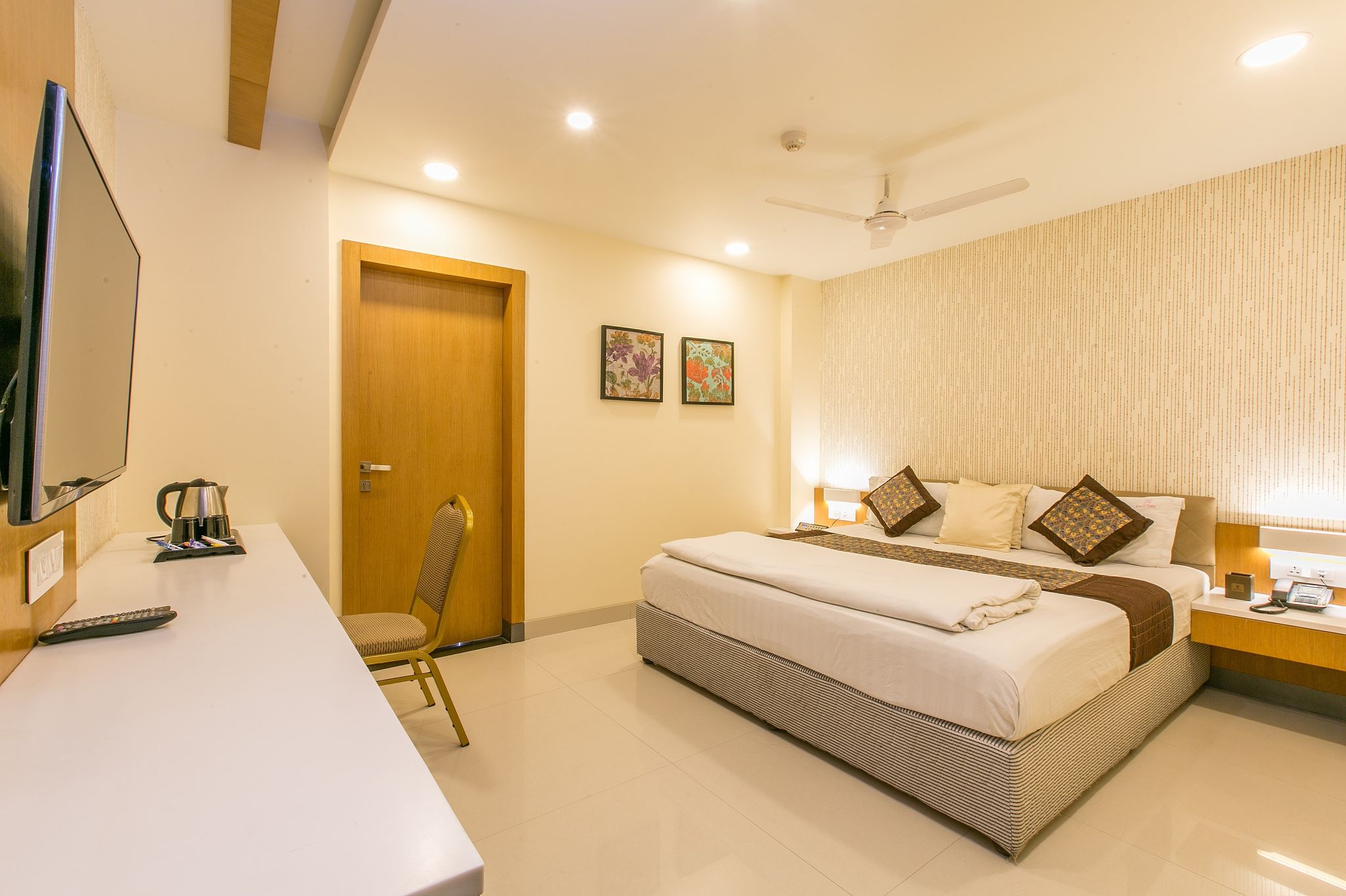 Hotel Tulsi Casa Deluxe Double Room 3