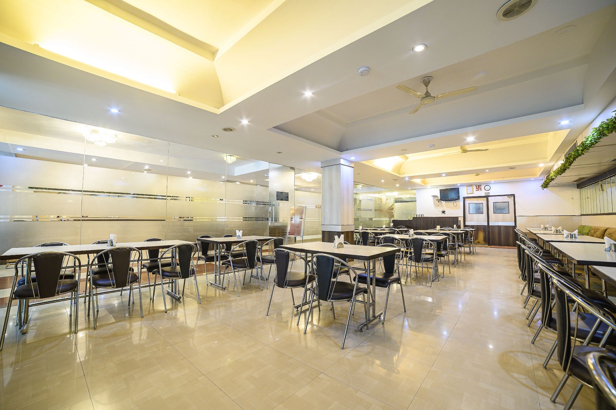 Food & Dining
