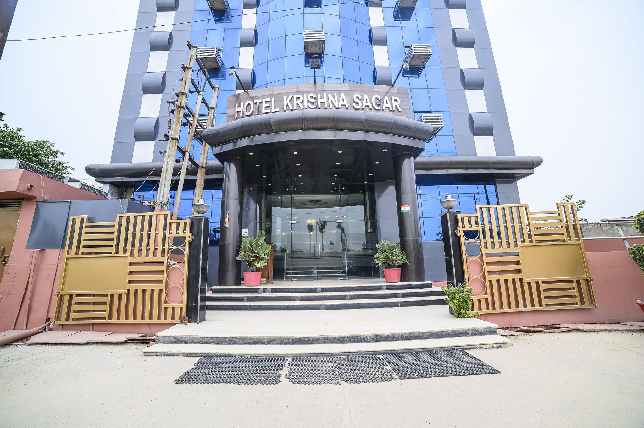 Hotel Exterior