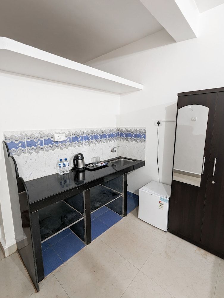  Swati Hotel Deluxe Double Room, 1 Double Bed, Private Bathroom 10