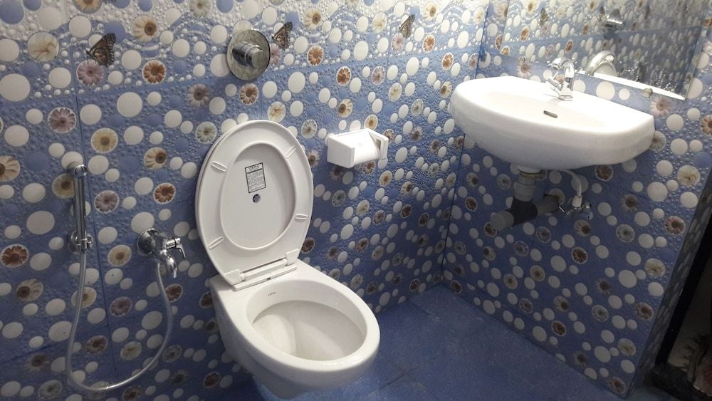  Swati Hotel Deluxe Double Room, 1 Double Bed, Private Bathroom 11