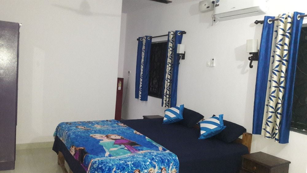  Swati Hotel Deluxe Double Room, 1 Double Bed, Private Bathroom 5