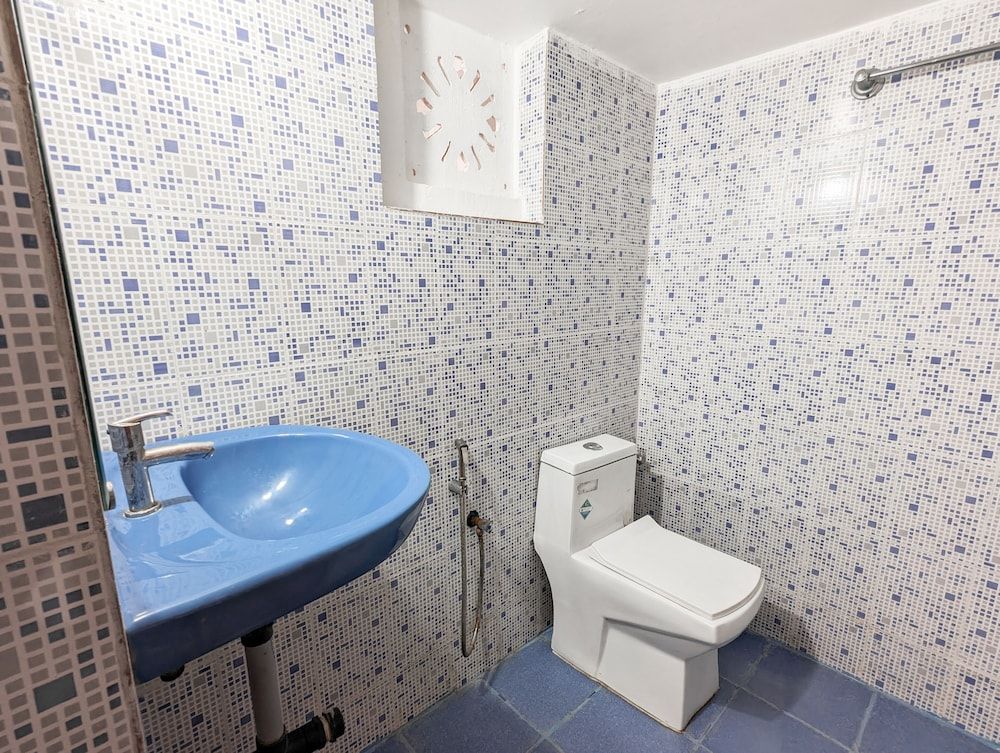  Swati Hotel Deluxe Double Room, 1 Double Bed, Private Bathroom 9