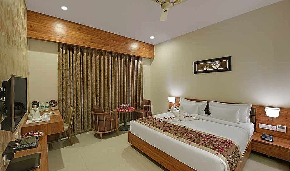 THE RISING UDAIPUR Deluxe Room 2