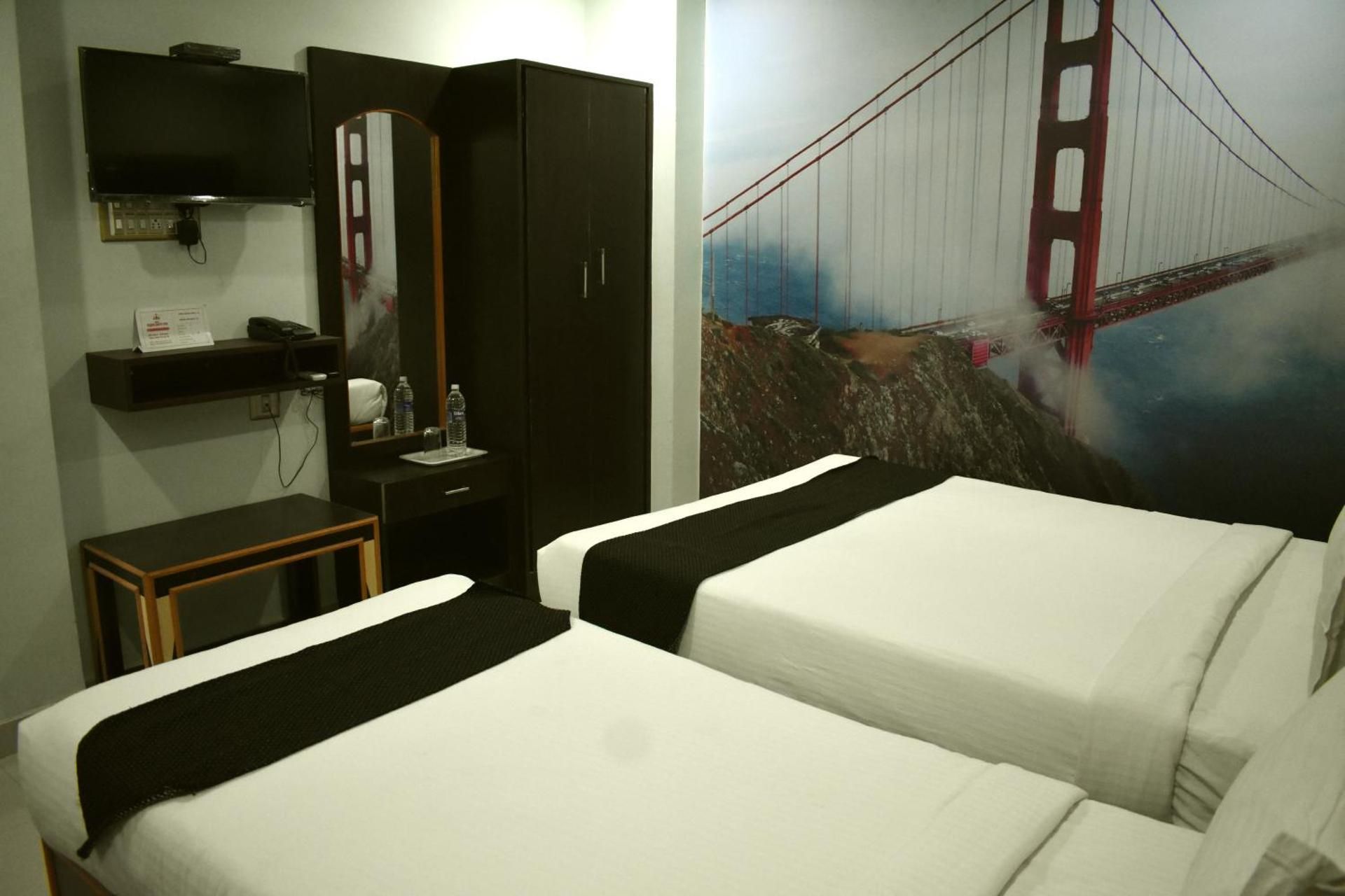 undefined Hotel Apple Park Inn 10