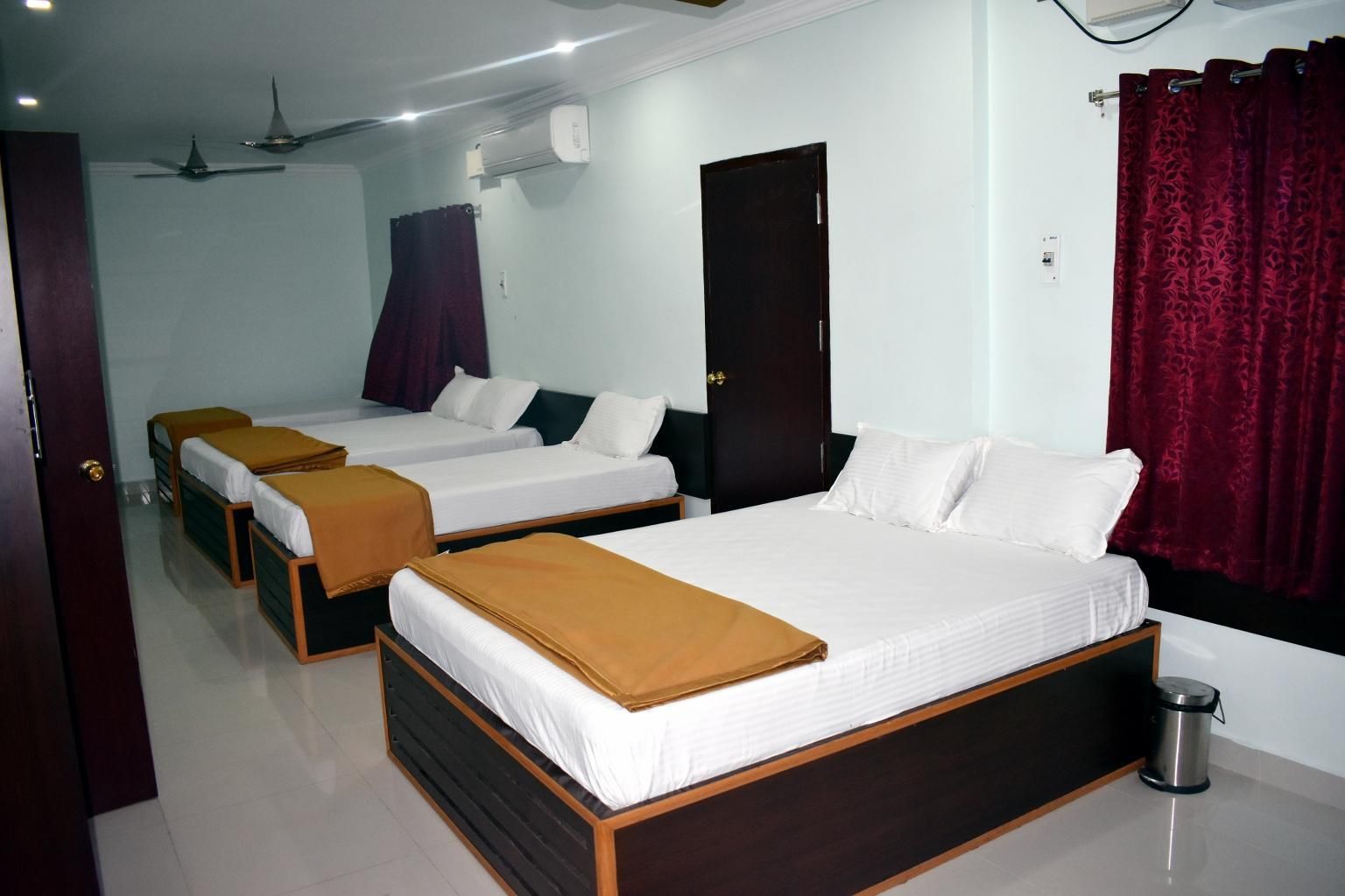 Superior Room for 6 People