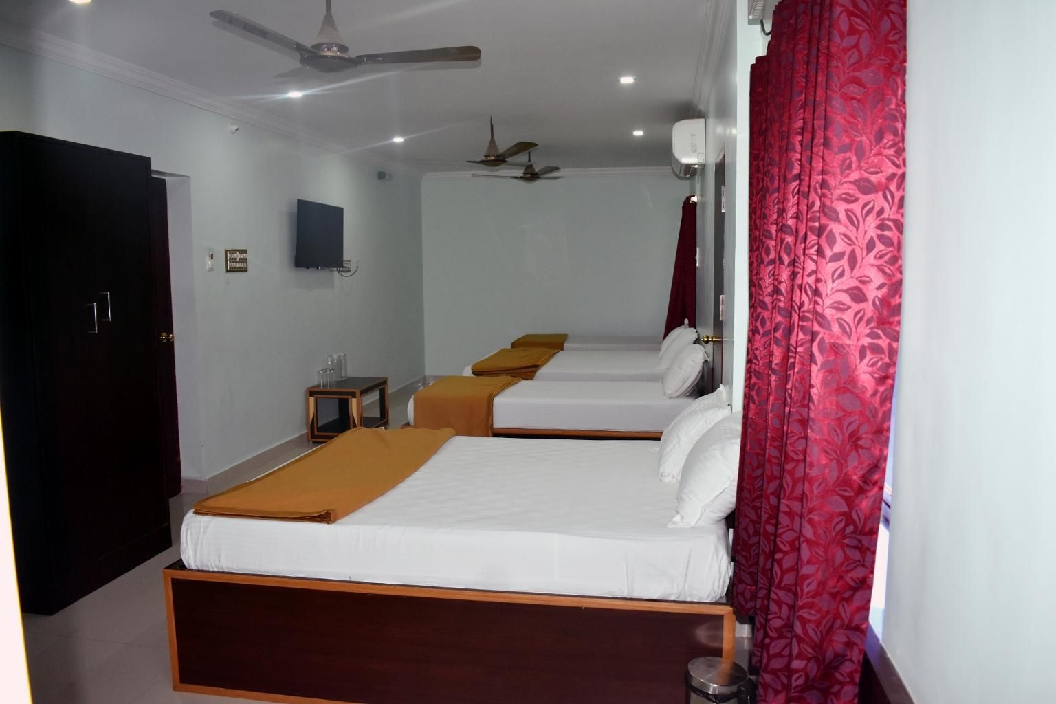 Superior Room for 6 People