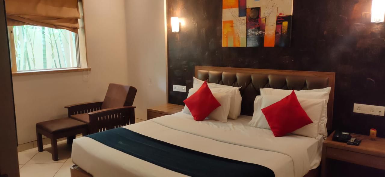 Hotel Misty Meadows Standard Room