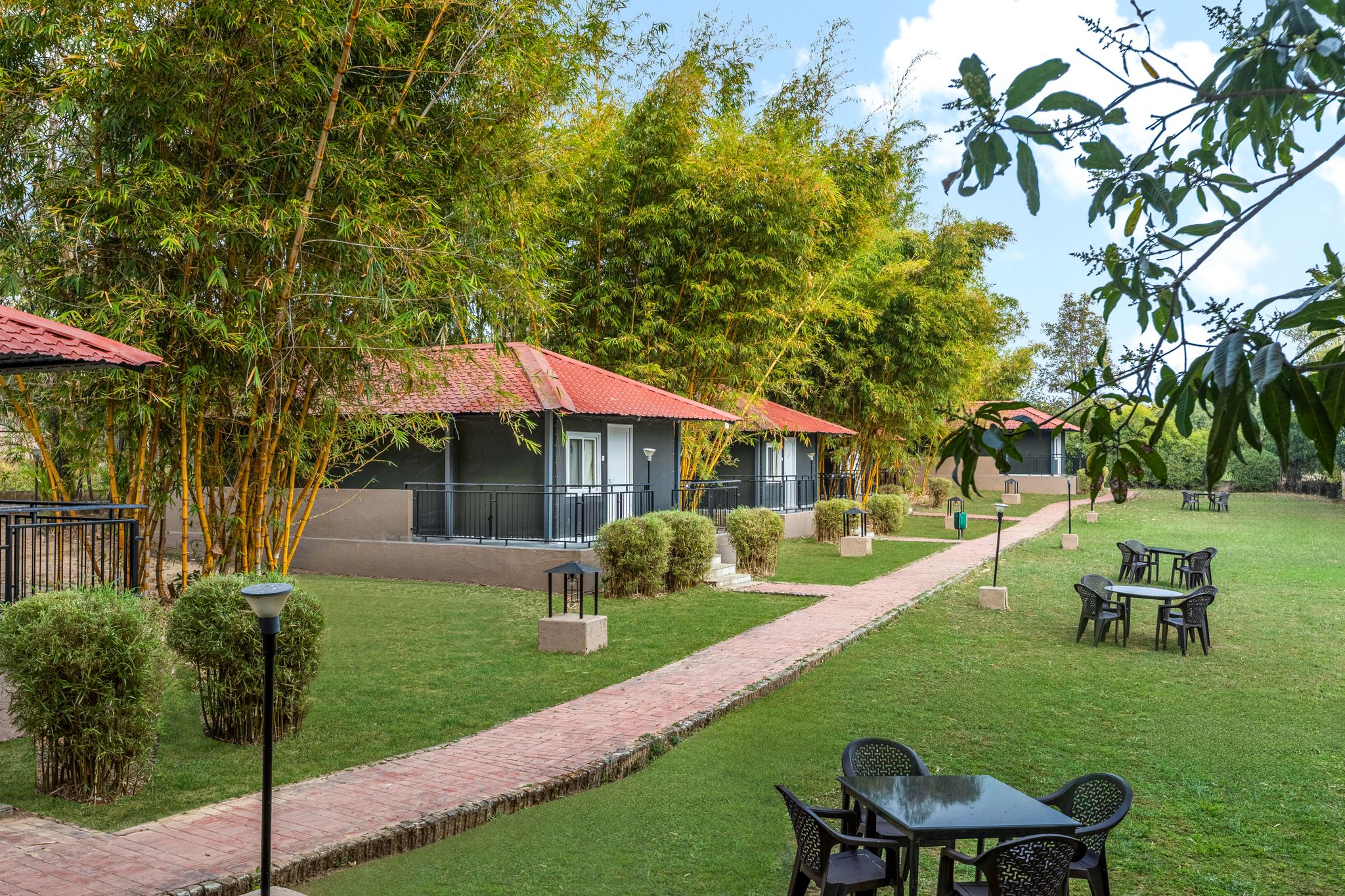 Sterling Kanha Classic Tent with Sitout 4