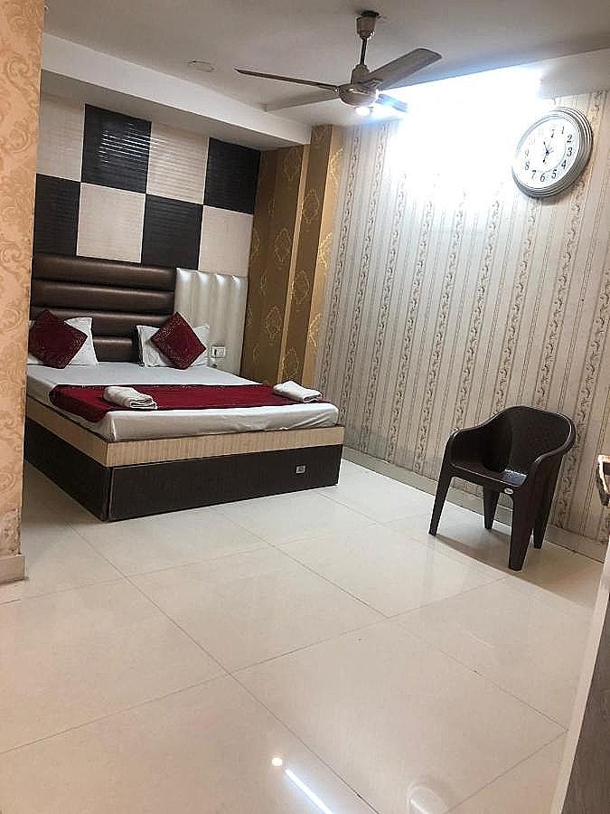 Hotel Robin Inn Standard NON-Ac Room  2