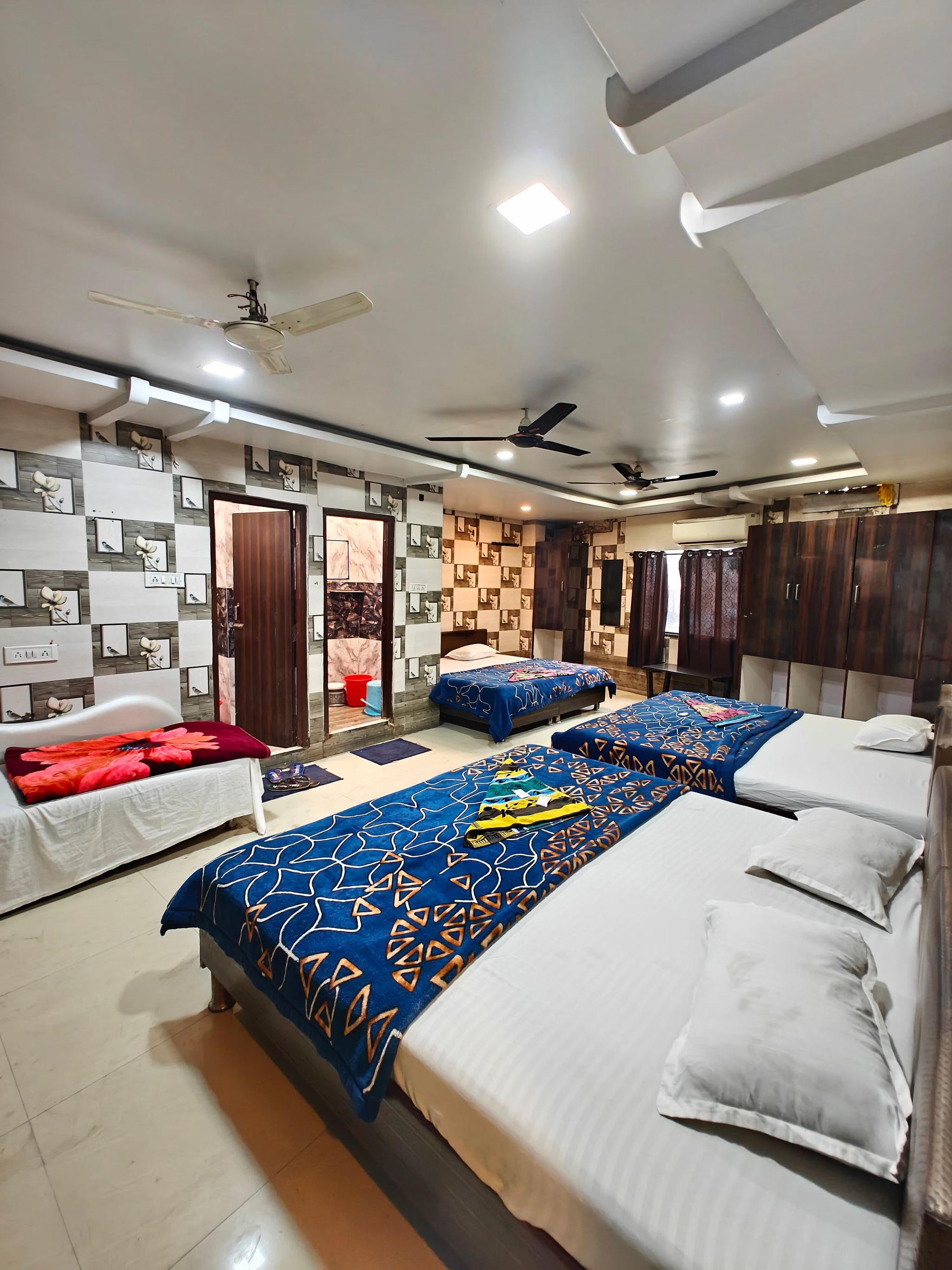 undefined Hotel TGI Inn Sheekhar 5