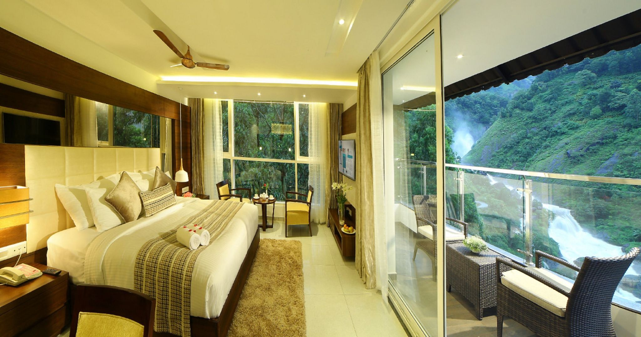 King Room with Balcony