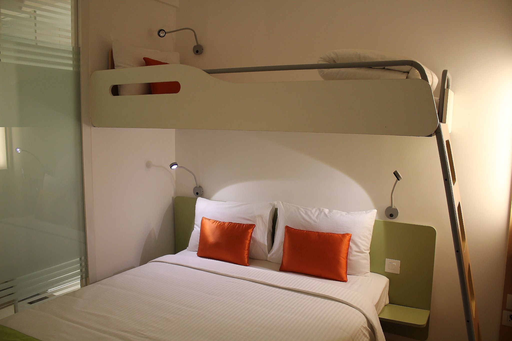 Ginger Lucknow Standard Twin Room 4