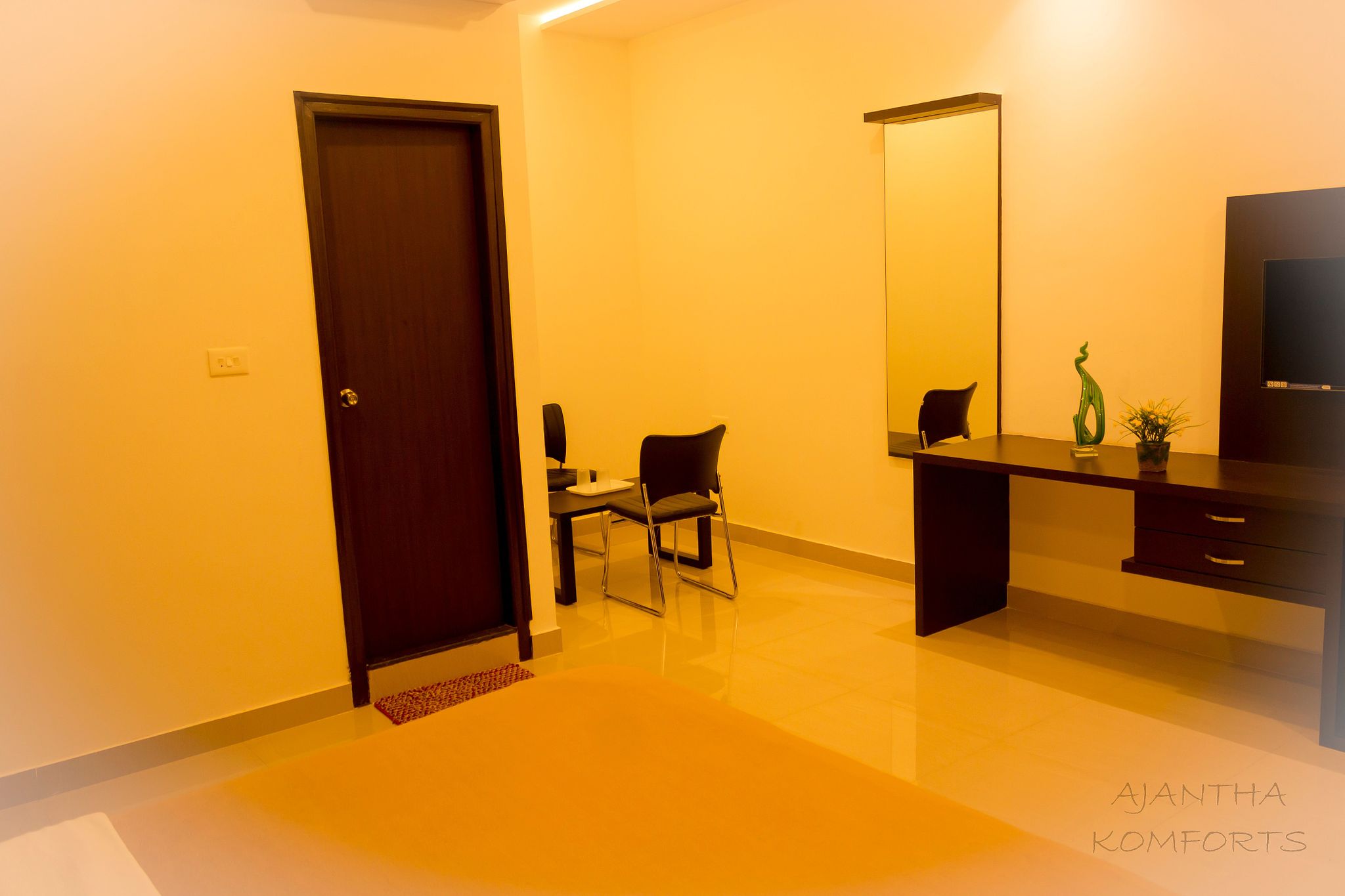 Ajantha Komforts Club Class Room