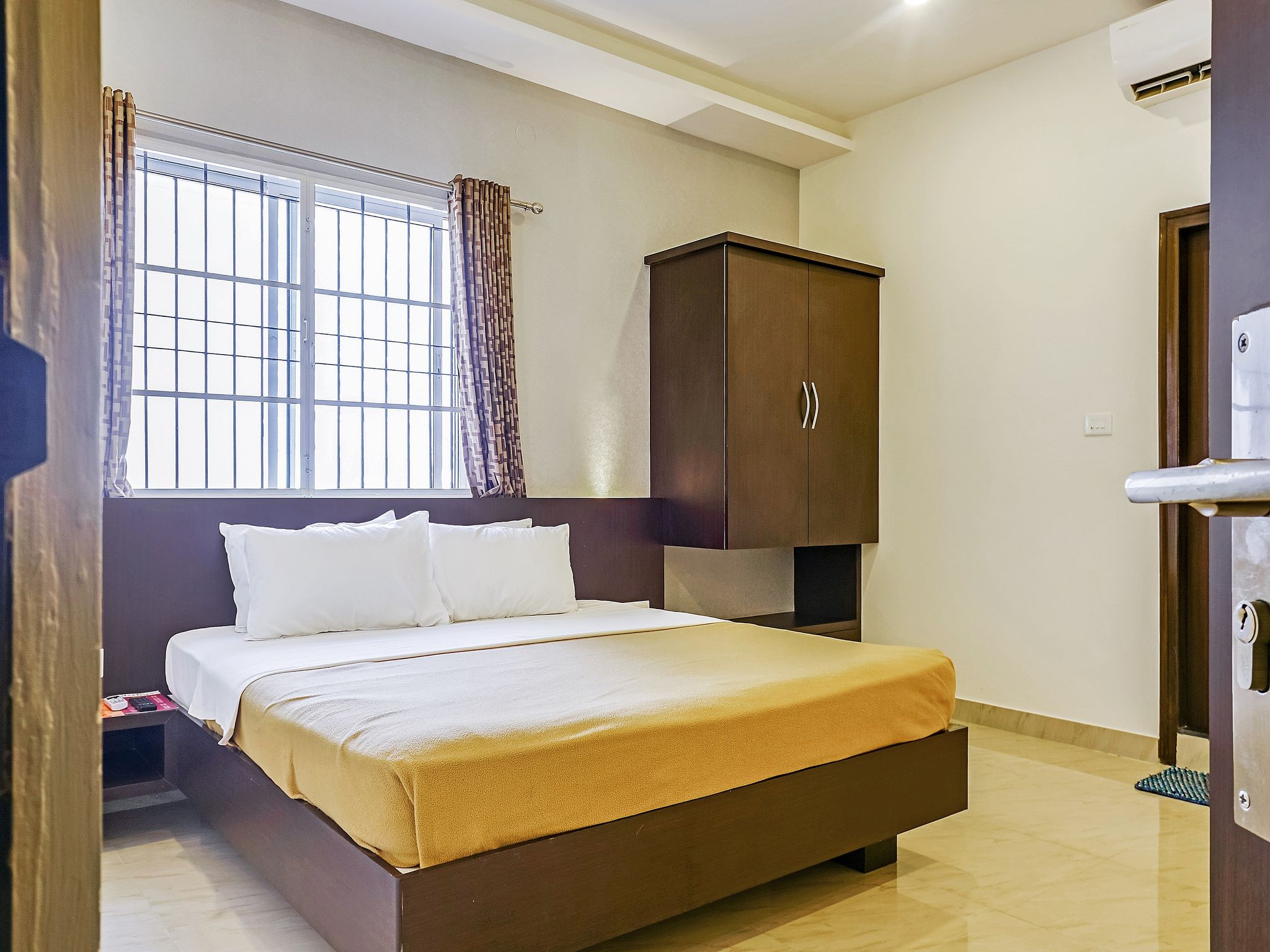 undefined Ajantha Komforts 5