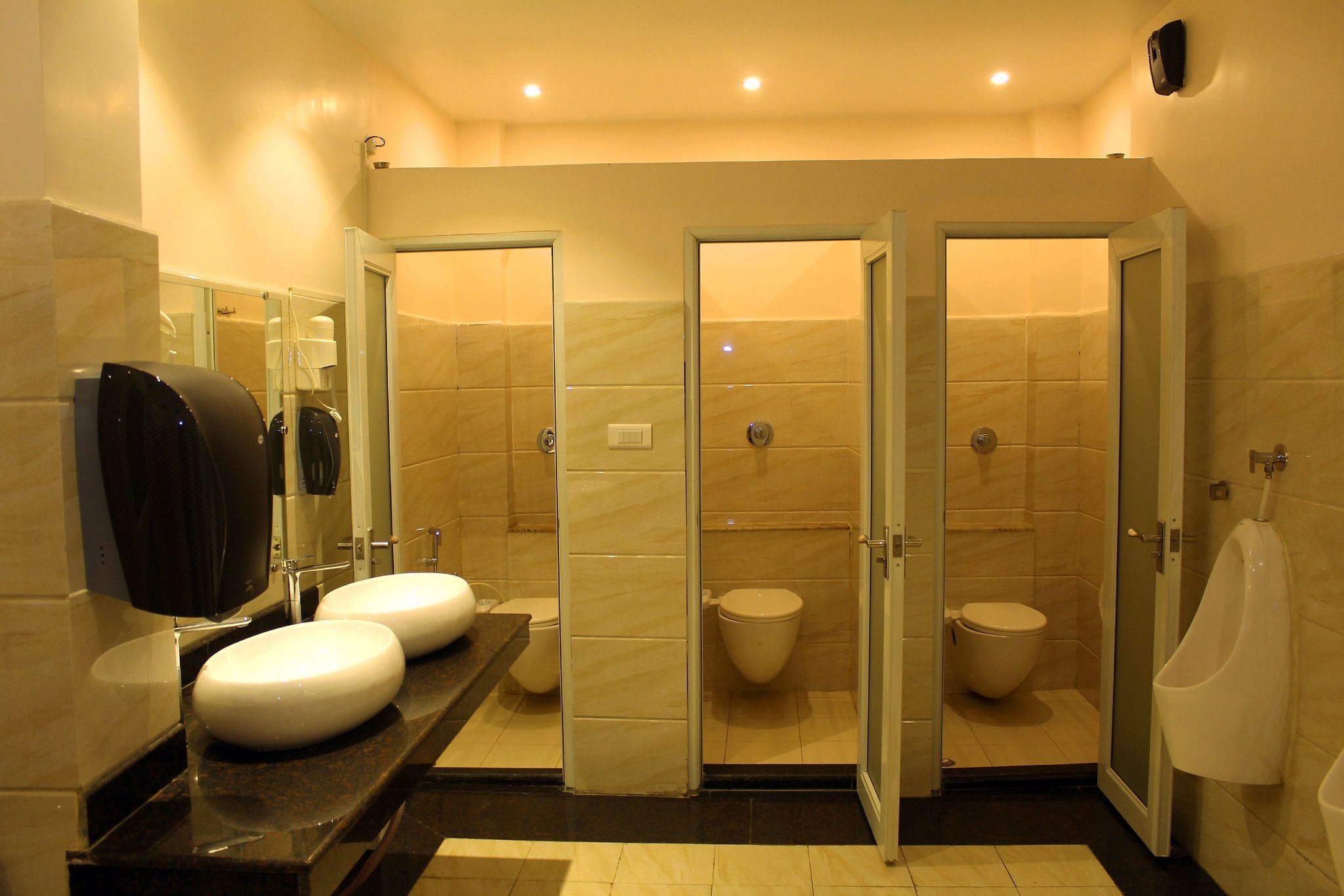 Hotel Kama International KO2 Cabins / Bunk Bed Dormitory 6