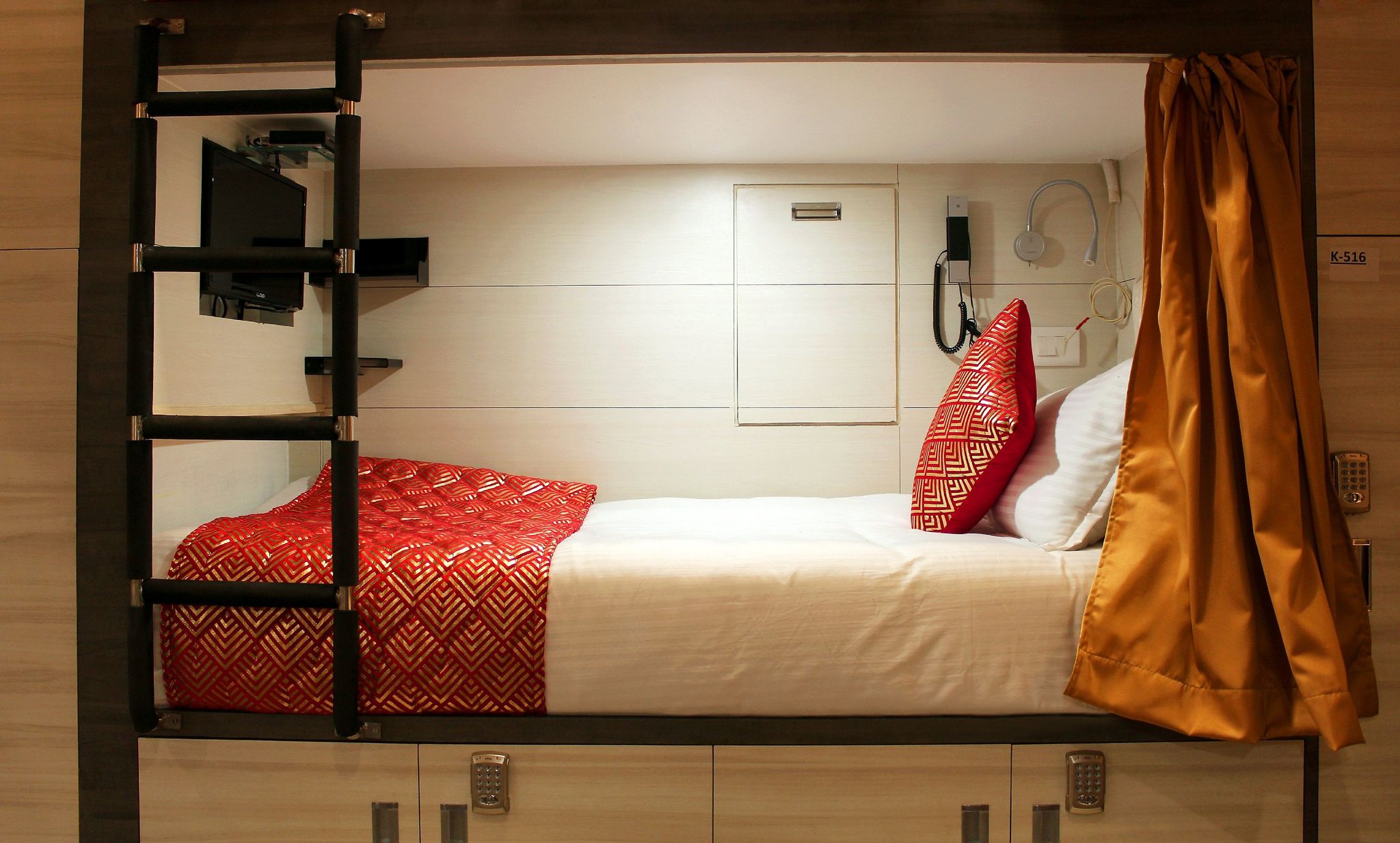 Hotel Kama International KO2 Cabins / Bunk Bed Dormitory 2